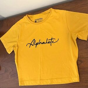 Alphalete  women’s Yellow T-Shirt Crop